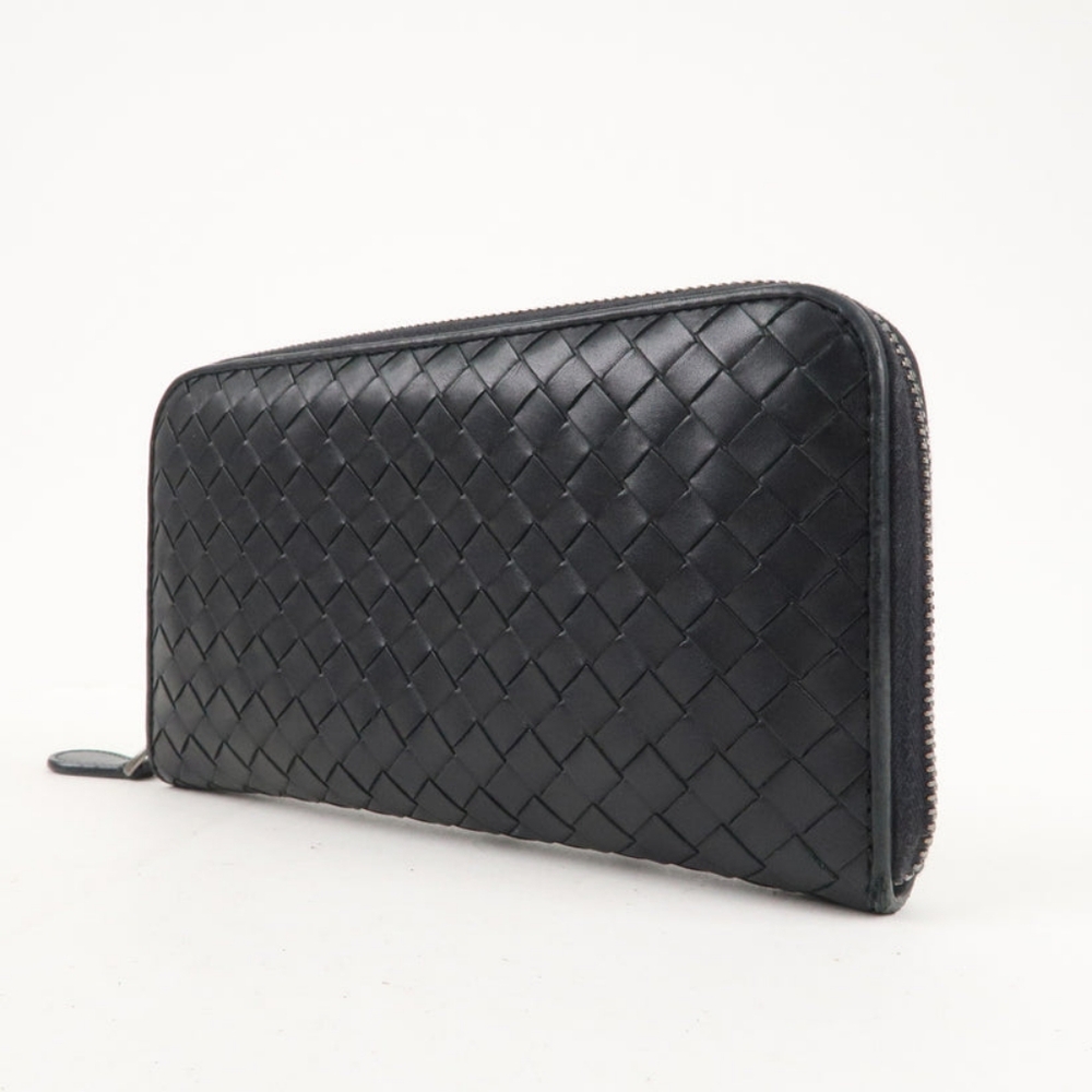BOTTEGA VENETA Intrecciato Zip Round Calfskin Wallet